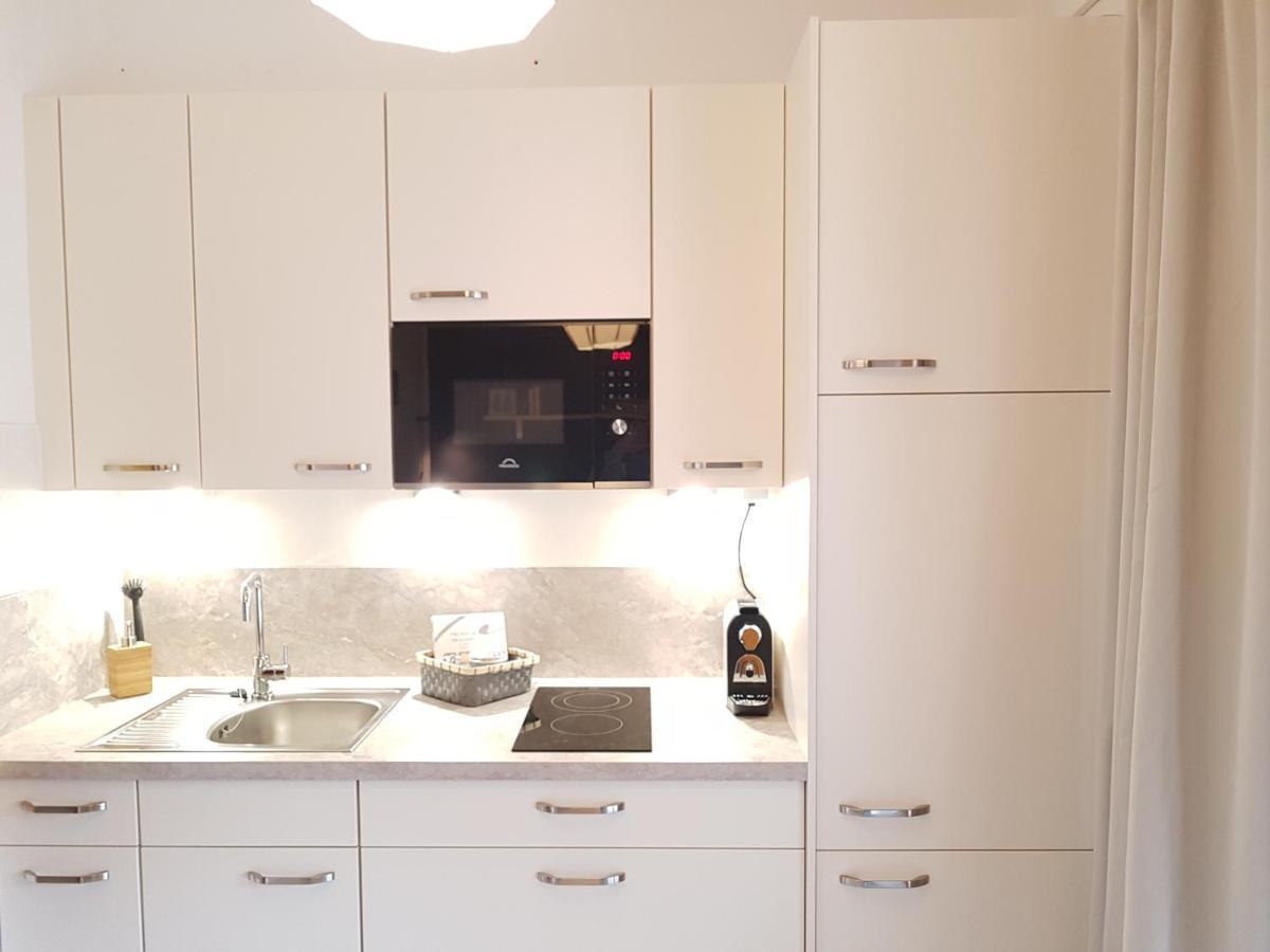Wohnung Mit Balkon In Velden - Appartment Berge Bytilly Velden am Worthersee Bagian luar foto
